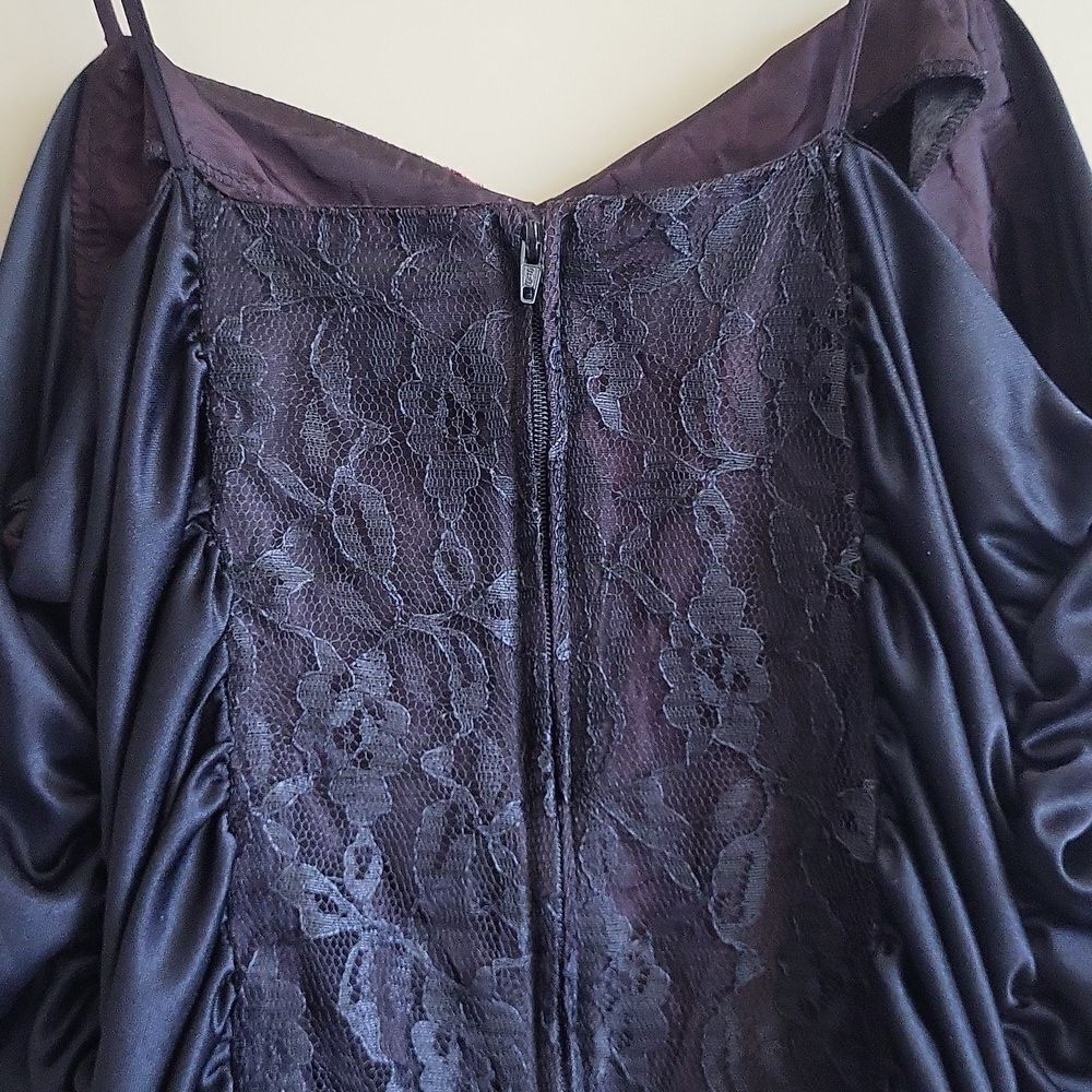 Velvet, Lace & Faux Leather Slip Dress ๐ฅ - Picture 4 of 8